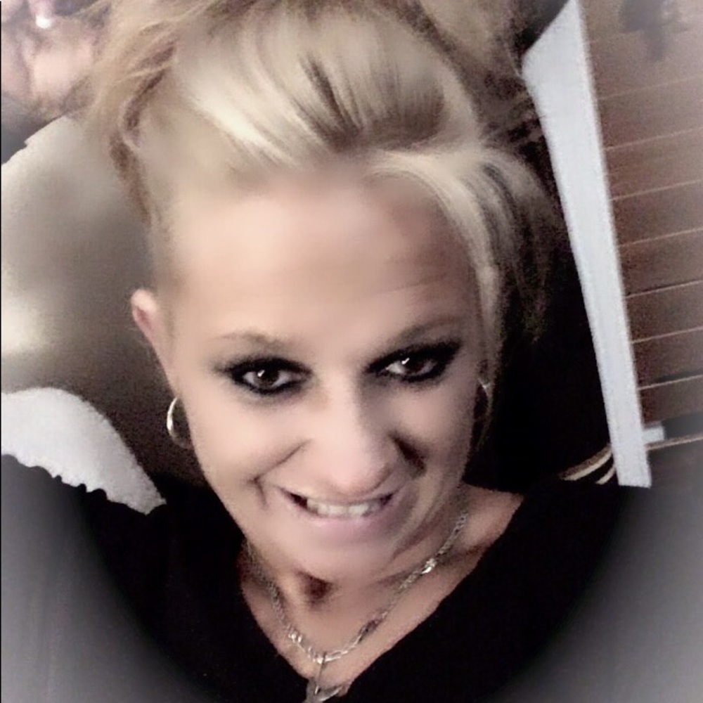 Meet your Posher, Heather